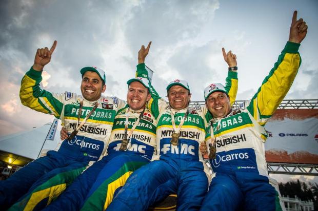 Gaúchos João Franciosi e Rafael Capoani são campeões da categoria Protótipos T1 do Rally dos Sertões Gustavo Epifânio/Mitsubishi Petrobras,divulgação