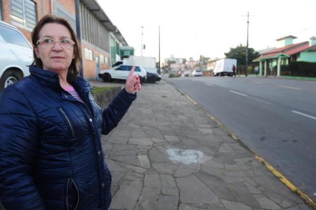 Moradores questionam retirada de pontos de ônibus nos bairros após implantação do SIM Caxias  Roni Rigon/Agencia RBS